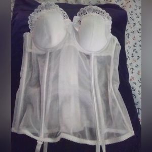 Victoria's secret bustier pure white 34B new with tags